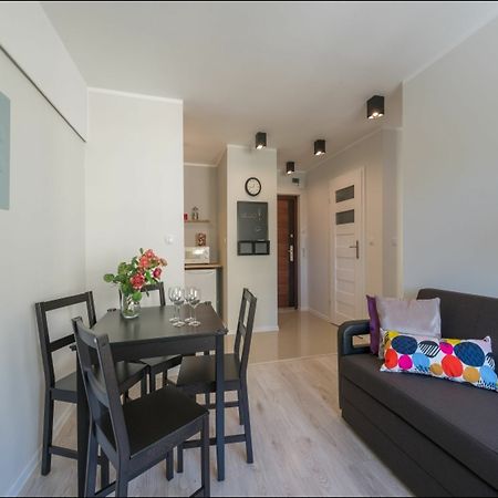 P&O Serviced Apartments Anielewicza Warszawa Zewnętrze zdjęcie